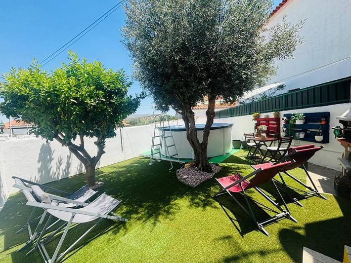 Casa de férias para 4 pessoas, com jardim e piscina e ainda terraço, com animais de estimação em Castro Verde