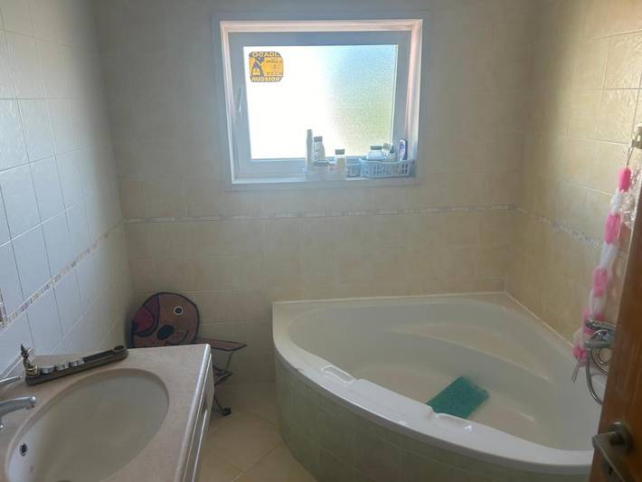 Casa de vacaciones para 6 personas, con terraza además de piscina y jacuzzi, Se admiten mascotas en Setubal - 2