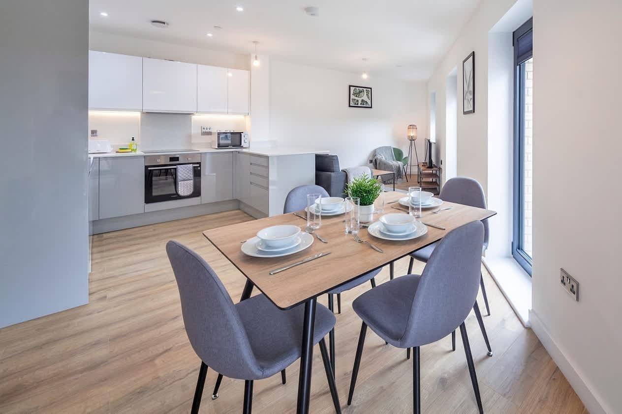 Apartamento entero, Central 2Br Ashford Flat with Fast Wi-Fi & Parking in Ashford, Región de Ashford