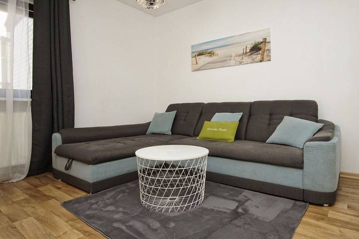 Ferienwohnung für 4 Personen, mit Terrasse und Garten sowie Pool und Sauna auf Rügen - 4