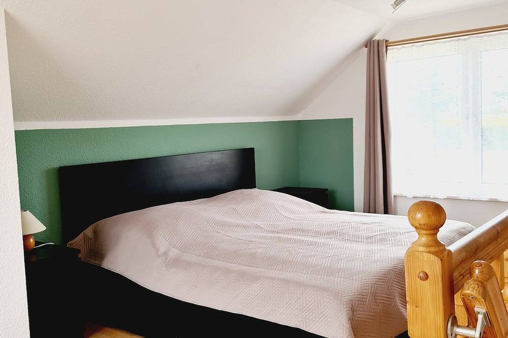 Gemütliches kleines Ferienhaus mit großem privaten Garten im Harz in Südharz, Harzvorland