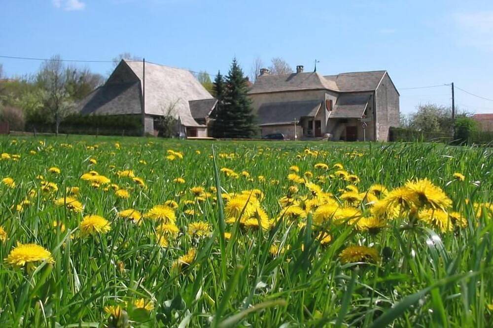 Chalet pour 6 Personnes dans Amondans, Doubs