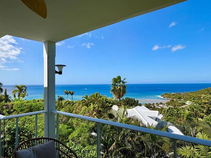 Location de vacances pour 2 personnes, avec vue et jardin dans Plage Leroux