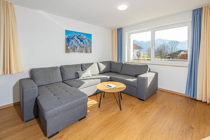 Ferienwohnung für 9 Personen, mit Sauna und Garten sowie Balkon, kinderfreundlich in Halblech - 2