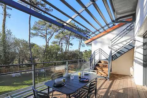 Apartamento entero, Appartement lumineux avec rooftop et jacuzzi. in Anglet, Region de Bayona