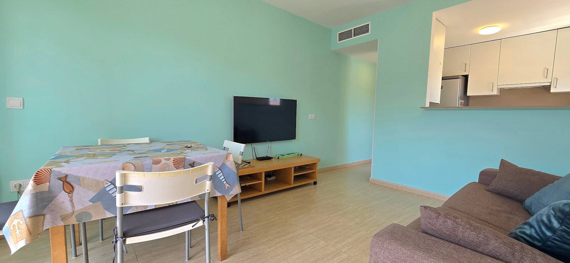 Cały apartament, Apartment 'Sancho Go2lloret' with Mountain Views, Wi-Fi, and Air Conditioning in Central Lloret de Mar, Lloret de Mar