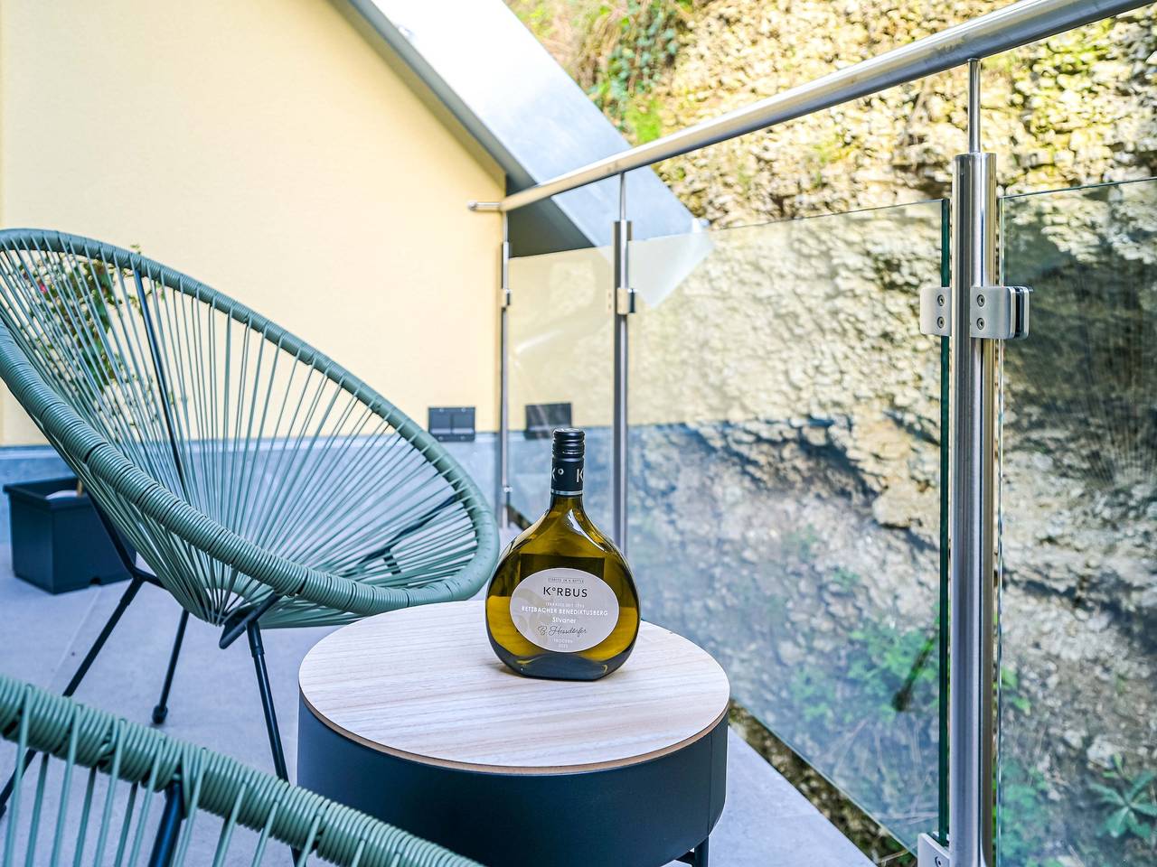 Haus der Weinfreunde - Ferienwohnung Weinfreunde(80qm)in historischen Esamble in Zellingen, Fränkisches Weinland