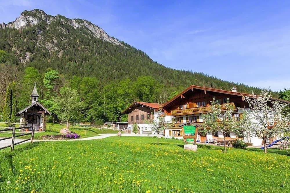 Ganze Wohnung, Ferienwohnung Nr. 3 für 2 Personen, 31 qm in Schönau am Königssee, Berchtesgadener Alpen