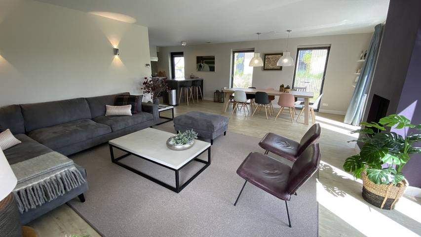 Vakantie Zeeland — Vz2661 Villa Comfort Extra Tholen | 8 personen in Tholen, Nederlandse Noordzeekust