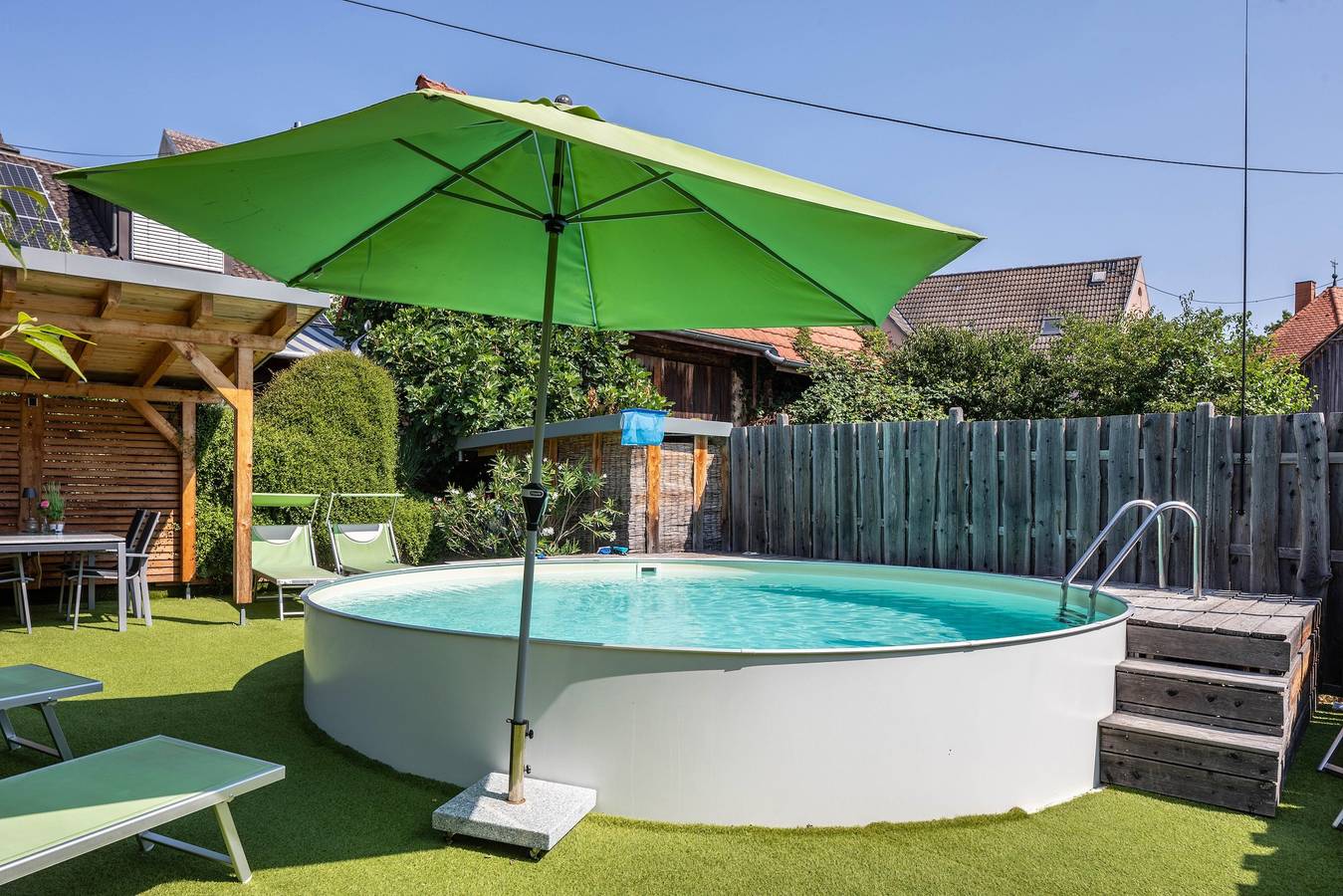 Modernes Ferienhaus Paula mit Pool am Kaiserstuhl in Ihringen, Kaiserstuhl
