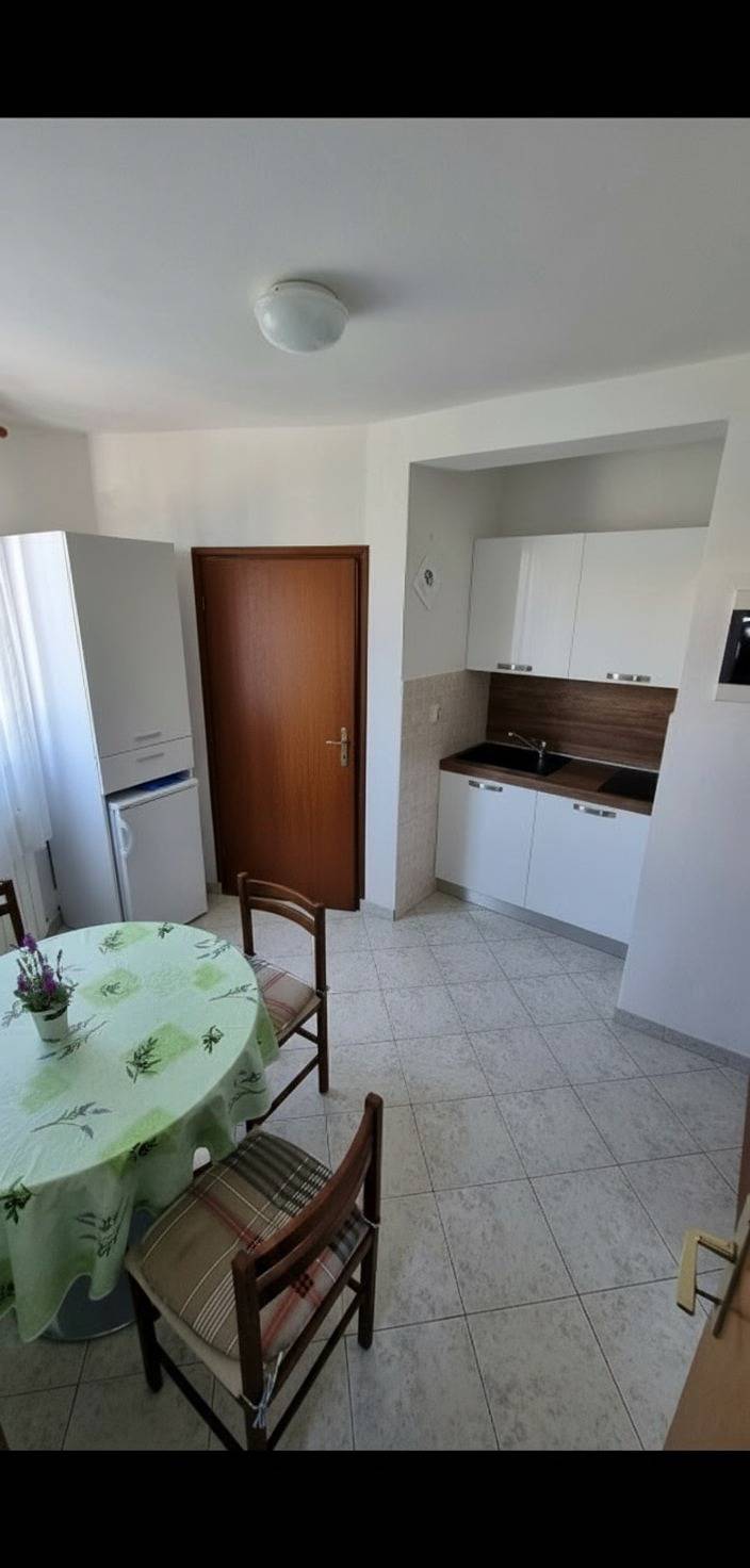 Ganze Wohnung, Ferienwohnung für 2 Personen mit Terrasse in Fažana (Kroatische Adria), Fazana