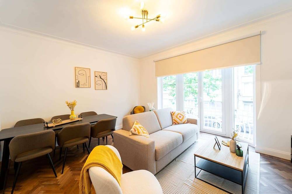 Appartement entier, Charming 2-Bedroom Apartment for 7 in Antwerp in Anvers, Région d'Anvers