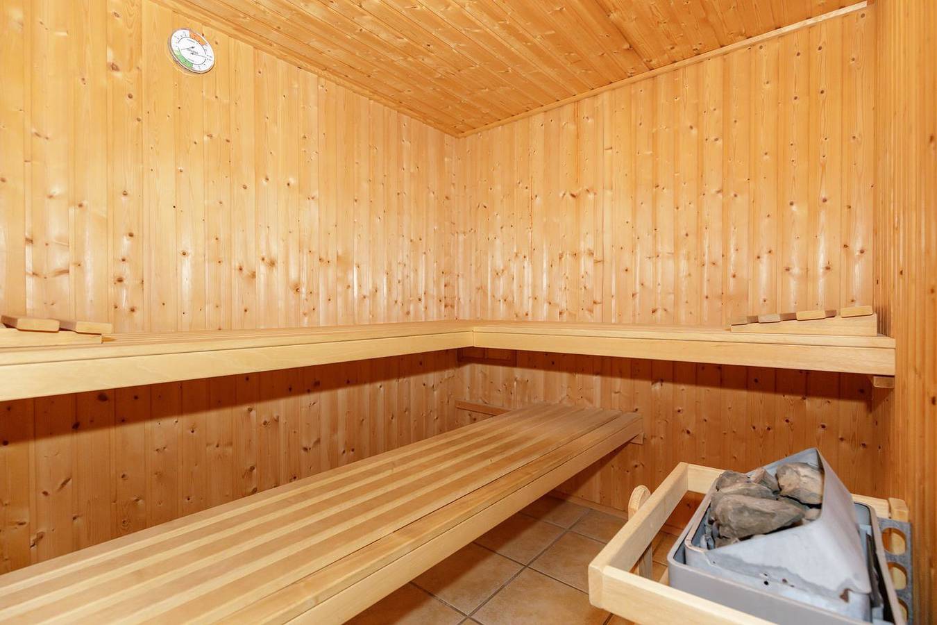 Stilvolles Ferienhaus mit Sauna und Whirlpool in Strandnähe in Kühlungsborn. in Kühlungsborn, Mecklenburgische Ostseeküste