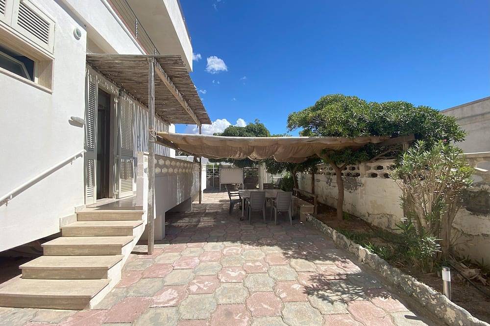 Ganze Wohnung, Villa Odetta - app. East, an oasis in the Salento sea between two nature reserves in Manduria, Golf von Tarent