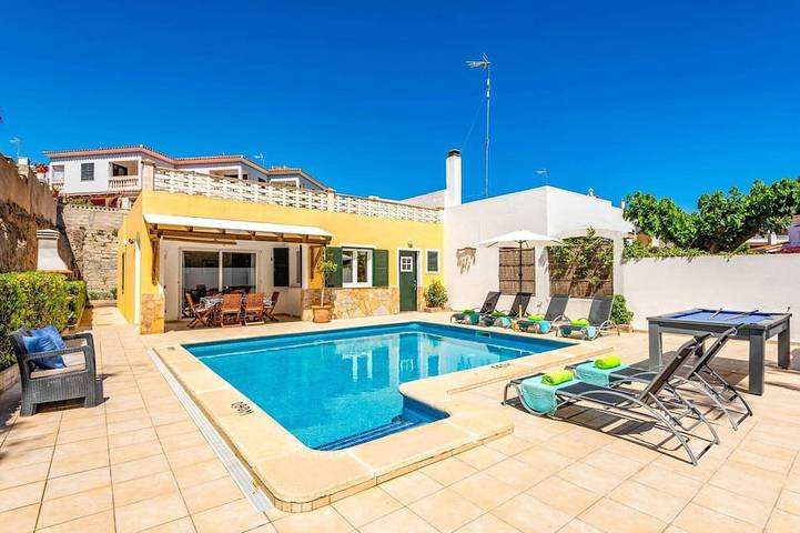 Villa for 6 people in Arenal d'en Castell