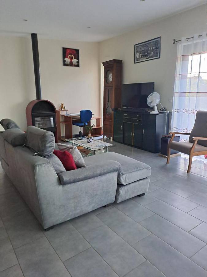 Location de vacances pour 5 personnes, avec terrasse à Meillac - 3