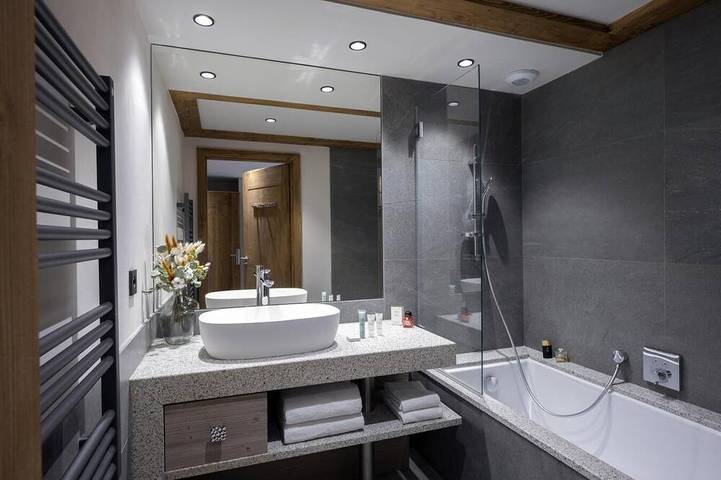 Chalet pour 6 personnes, avec Balcon et Jacuzzi ainsi que Piscine et Sauna à Les Contamines-Montjoie