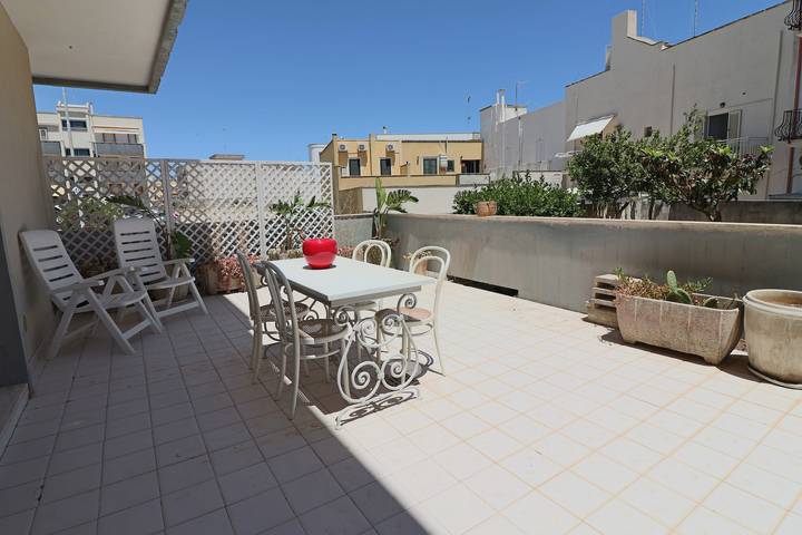 Ferienhaus für 6 Personen, mit Balkon und Garten in Otranto