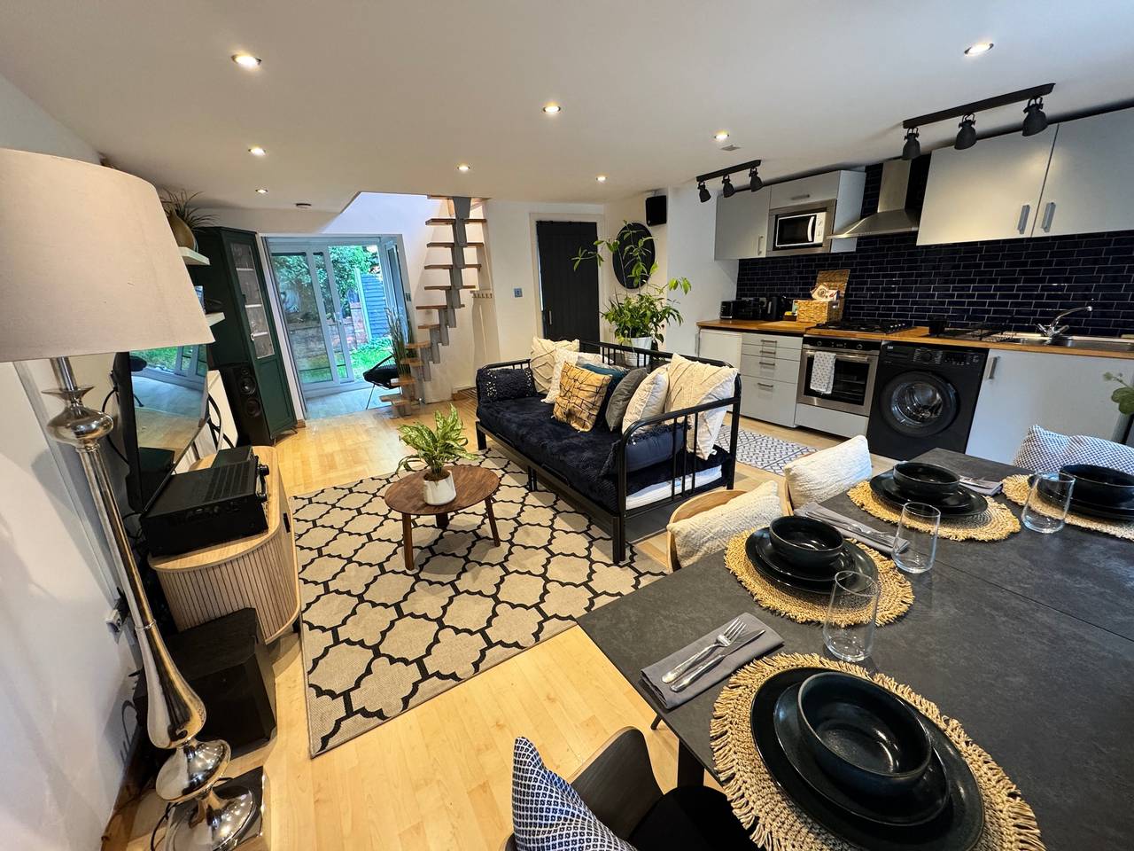 Coventry Cozy Cottage in Coventry, Birmingham und Umgebung