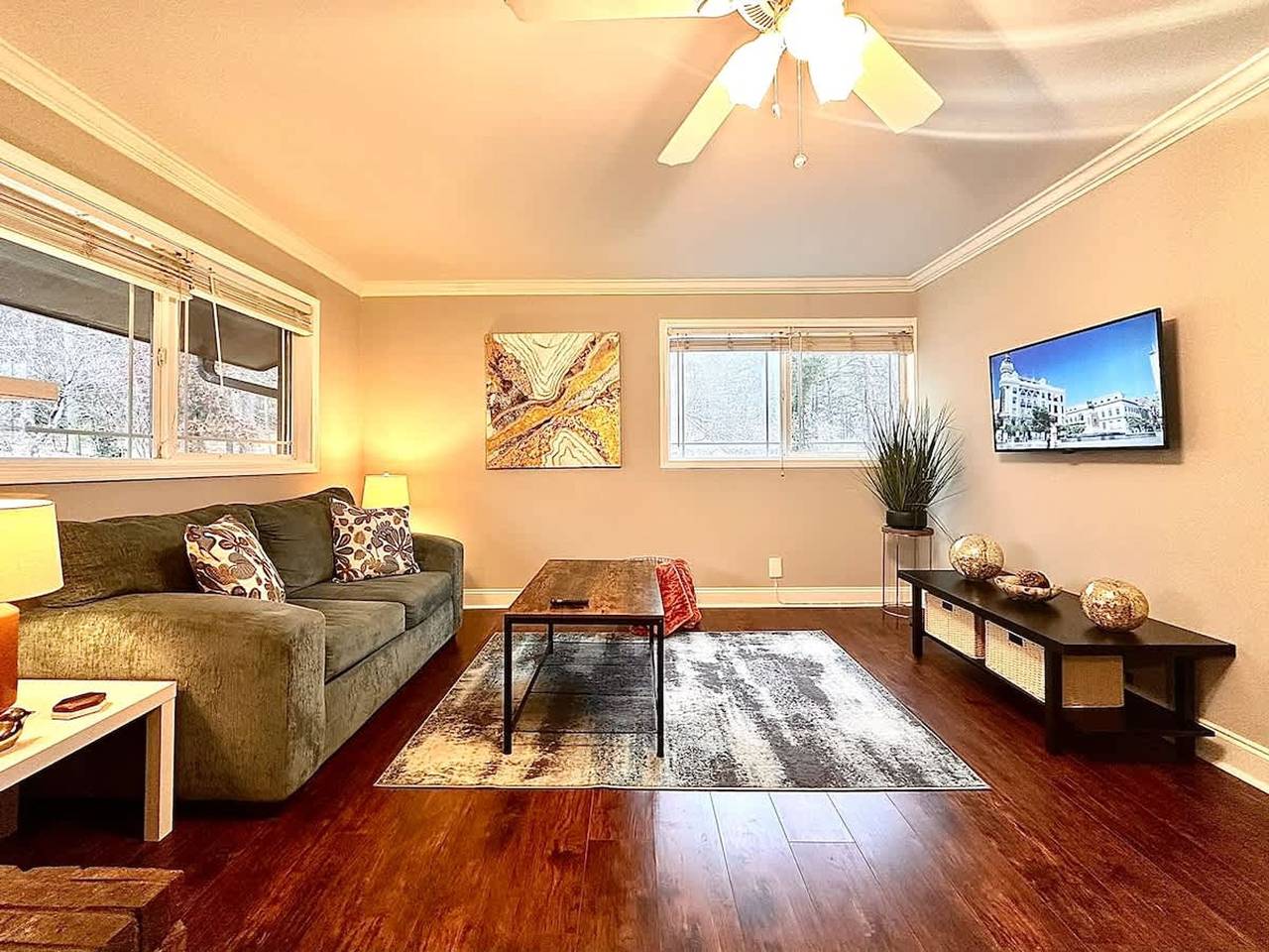 Appartamento intero, Stylish Modern Apt Near Northside Hospital in Lake Lanier