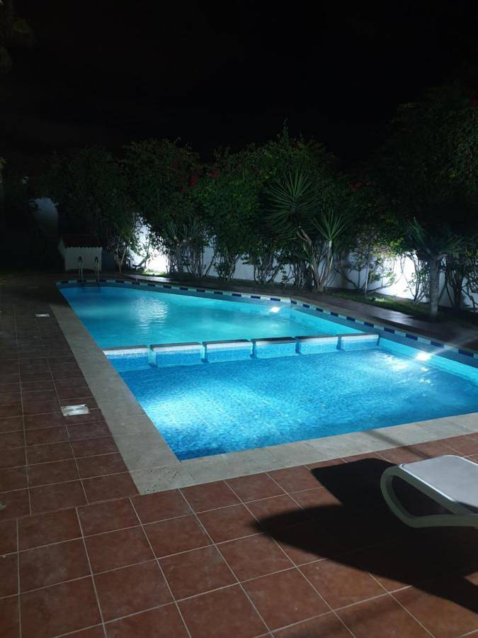 Villa pour 10 personnes, avec vue ainsi que jardin et piscine