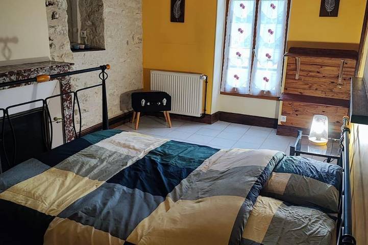 Maison de vacances pour 8 personnes, avec terrasse ainsi que jardin et jacuzzi dans Yonne - 3