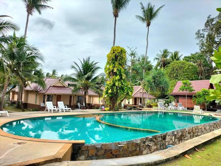 Hotel for 2 personer, med badebasseng og hage i Koh Lanta