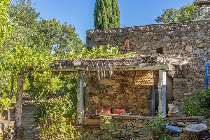Gîte pour 2 personnes, avec piscine ainsi que jardin et terrasse à Ville-di-Paraso