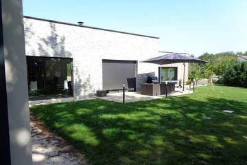 Gîte pour 10 personnes, avec jardin et jacuzzi à Collonges-la-Rouge