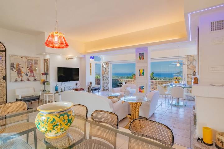 Villa für 10 Personen, mit Garten und Terrasse, mit Haustier - 1