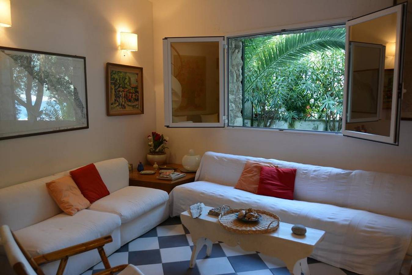 Pretty White house - Stunning Villa by the beach in Portiglione, Commune de Monterosso al Mare