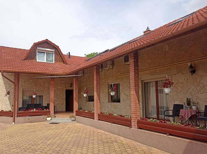 Hotel para 2 pessoas, com terraço - 1