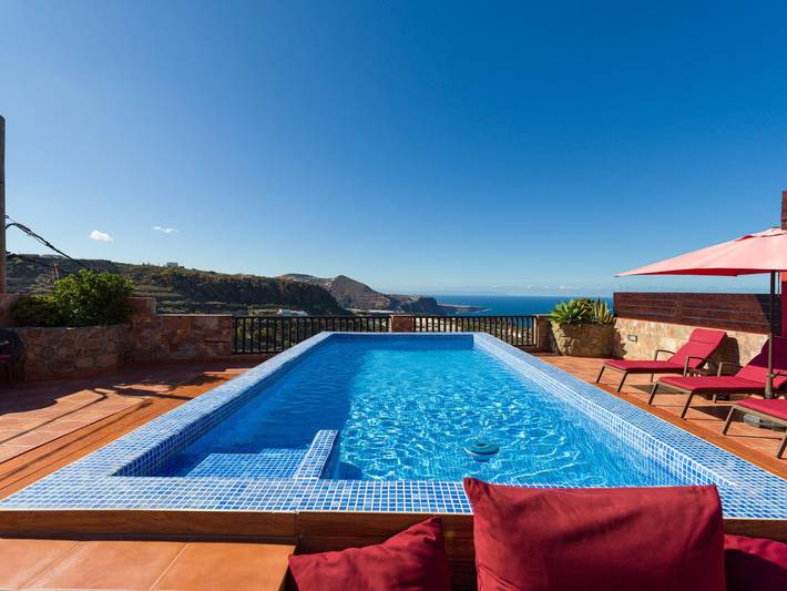Gîte pour 7 personnes, avec Terrasse et Jardin à Moya