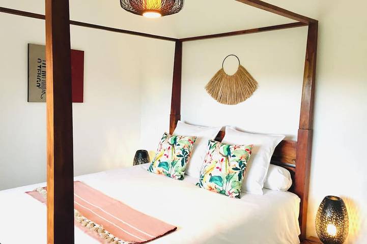 Location de vacances pour 6 personnes, avec sauna ainsi que jacuzzi et jardin à Cubnezais - 3