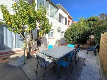 Gîte pour 11 personnes, avec balcon et jardin à Bompas