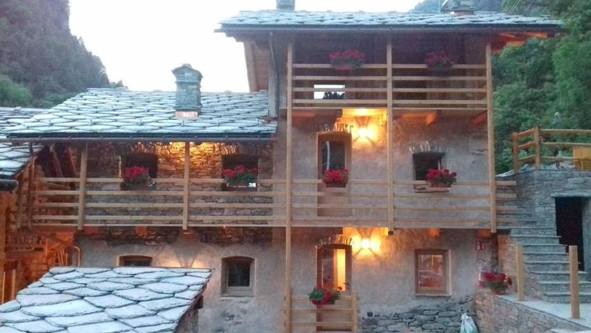 Maison d’hôte pour 2 personnes, avec vue ainsi que balcon et jardin dans Vallée d'Aoste - 2