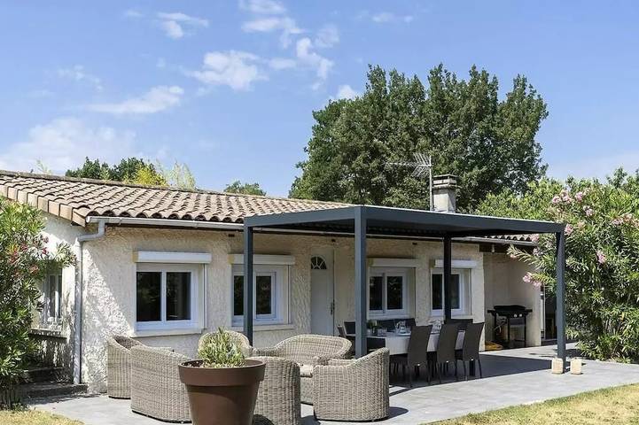 Villa pour 10 personnes, avec terrasse