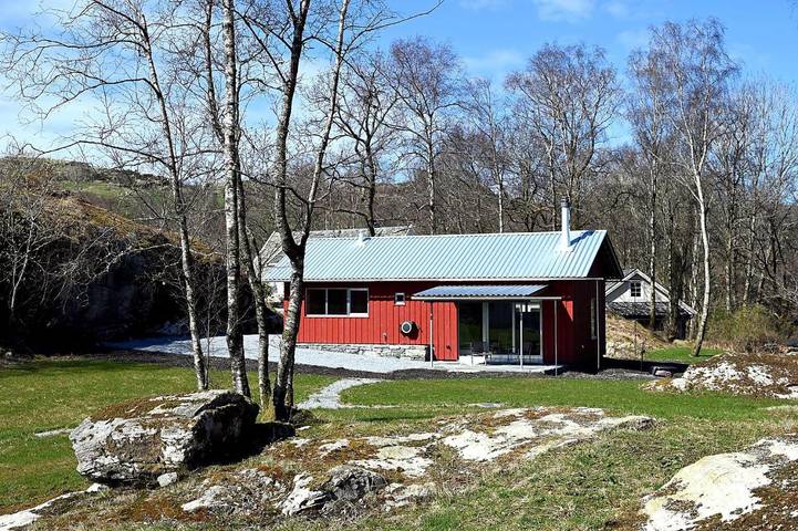 Ferienhaus für 4 Personen, mit Terrasse und Garten in Rennesøy
