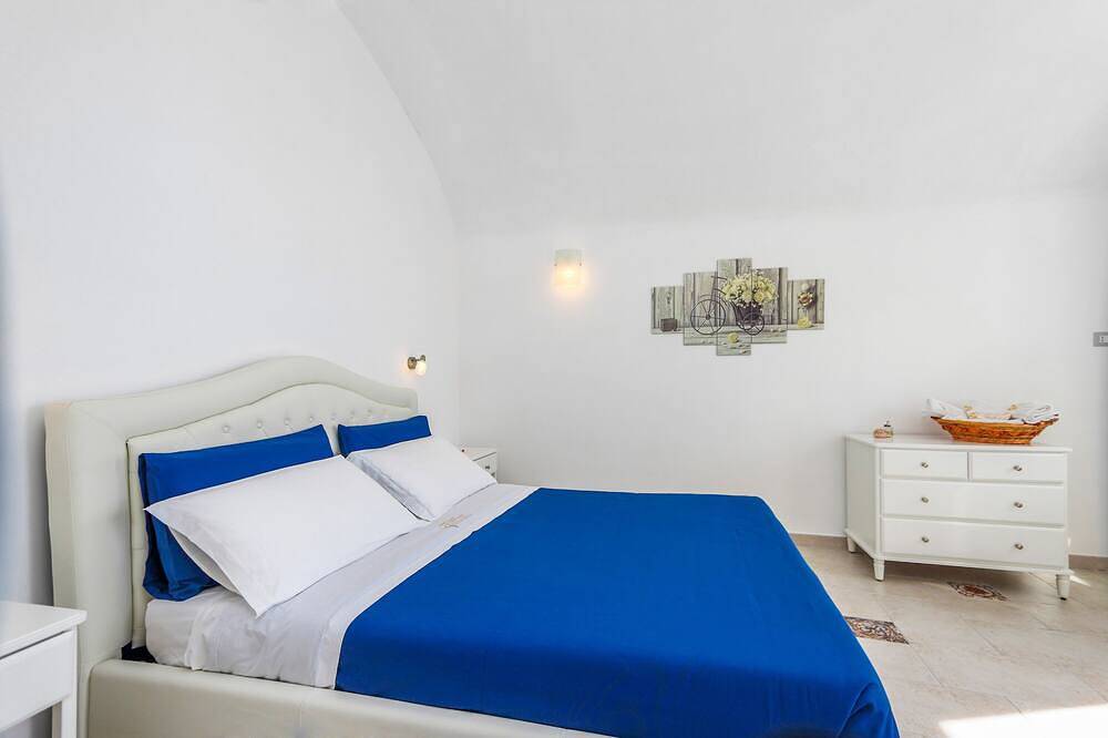 Villa Salice with private hot tub and solarium in Amalfi, Amalfikust