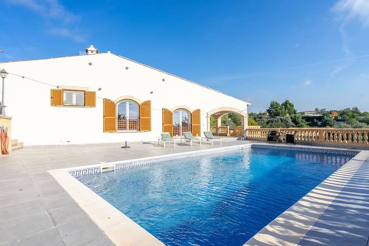 Chalet para 10 personas, con jardín y balcón - 1