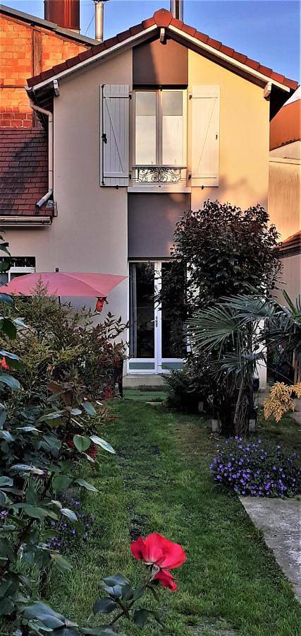 Gîte pour 2 personnes, avec terrasse et jardin à Cachan - 2