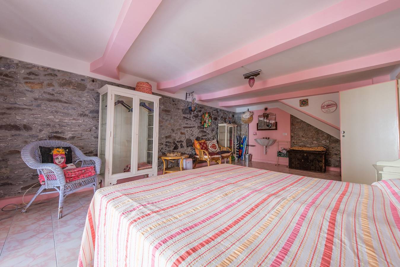 Kamer 'Rosa' met gedeeld terras, Wifi en airconditioning, foto 12