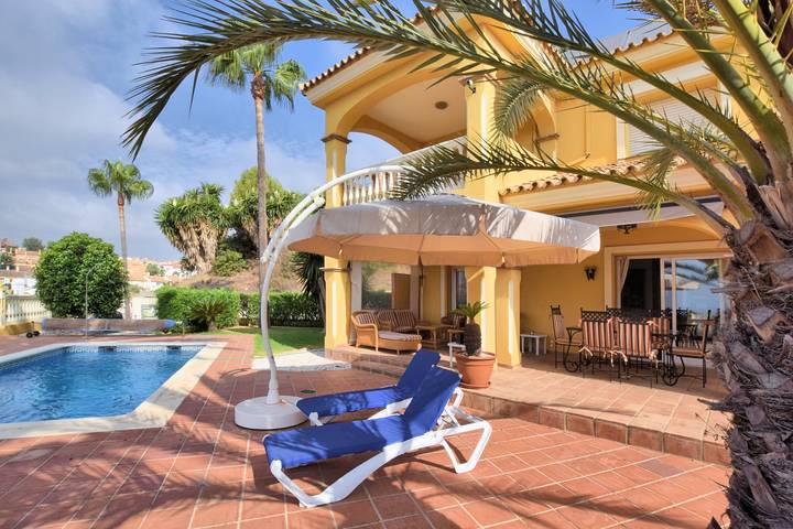Charmante Villa mit privatem Pool in Mijas Costa in Riviera del Sol, Mijas