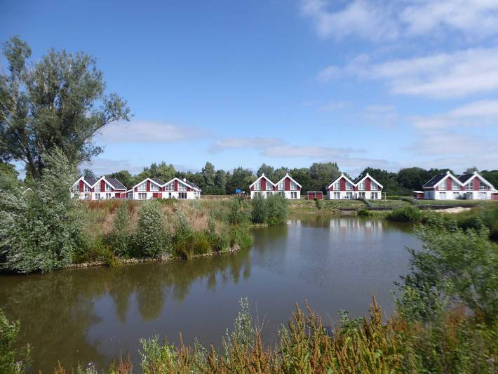 Ferienhaus für 4 Personen, mit Whirlpool und Terrasse sowie Sauna in Nordhorn