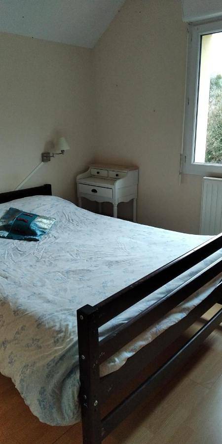 Location de vacances pour 5 personnes, avec Terrasse et Jardin à Nans-sous-Sainte-Anne - 2