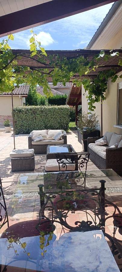 Chambre d’hôte pour 2 personnes, avec jardin ainsi que vue et piscine dans Mont-de-Marsan - 2