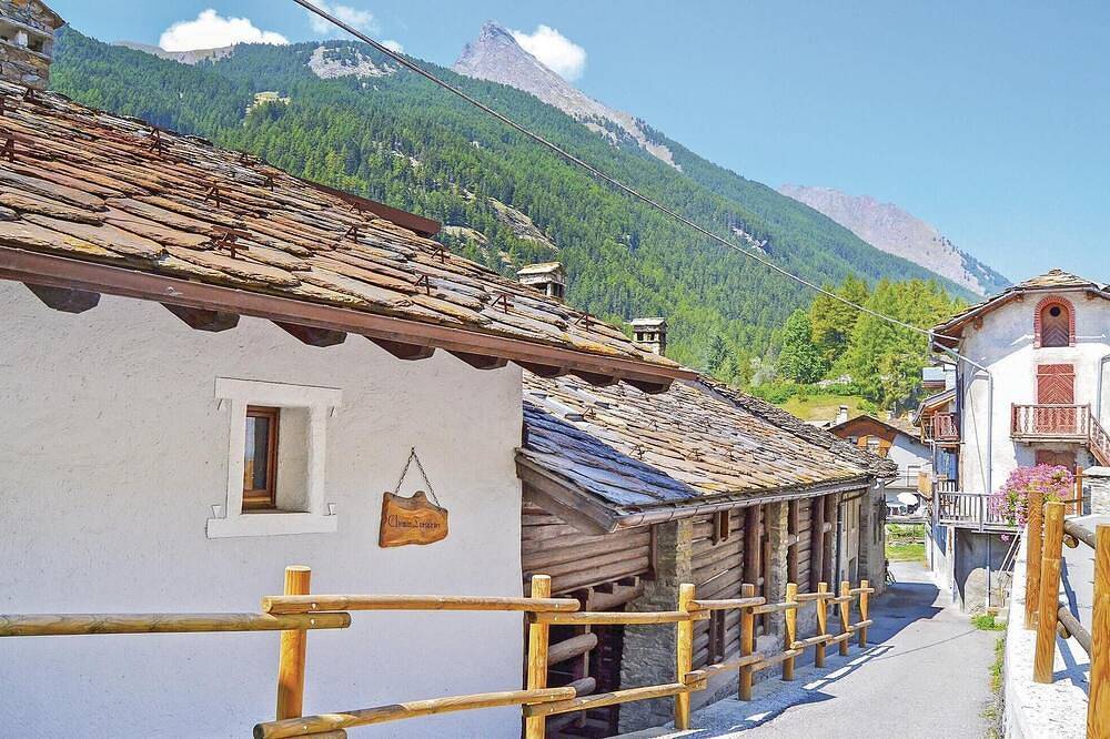 Splendida casa con 2 camere da letto a. in Cretaz (Cogne), Cogne