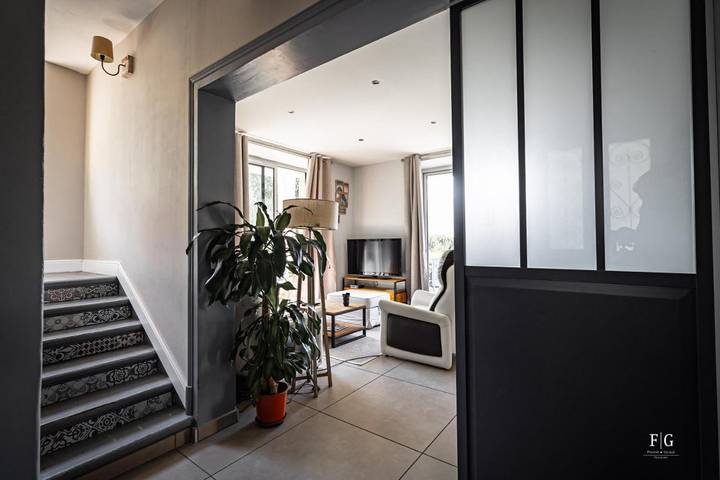 Location de vacances pour 7 personnes, avec vue et jardin à Cluses - 4