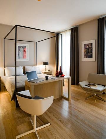 BnB für 5 Personen, mit Ausblick und Balkon in Verona
