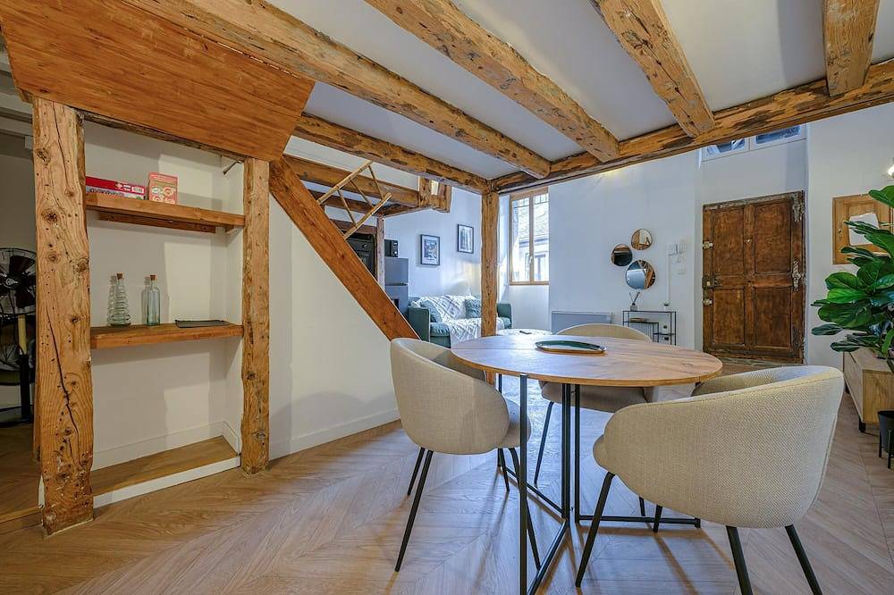 Entire apartment, Le Refuge Urbain - Cœur de Chambéry in Chambéry, Chambéry region